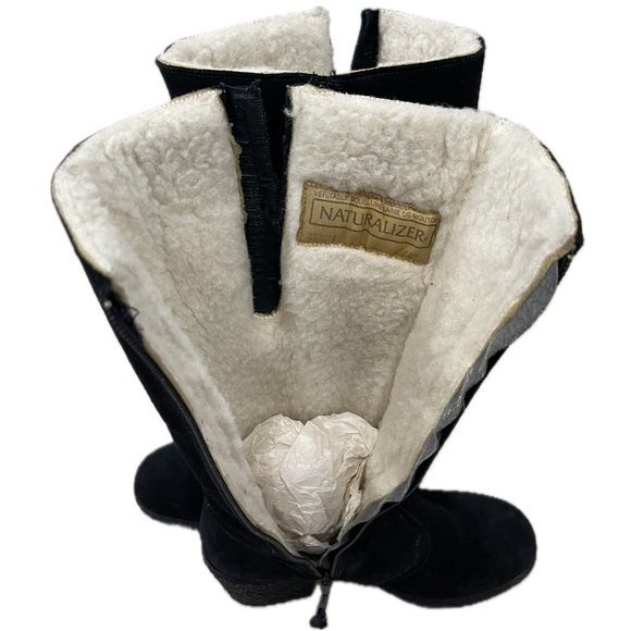 NWOT-Genuine Sheep Wool inner Lining-Vintage Black Suede Naturalizer - Picture 2 of 14